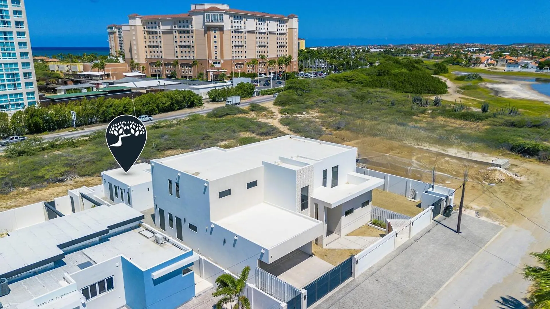 5 Minutes Walk To Beach Palmbeach 623 By Bocobay contacts