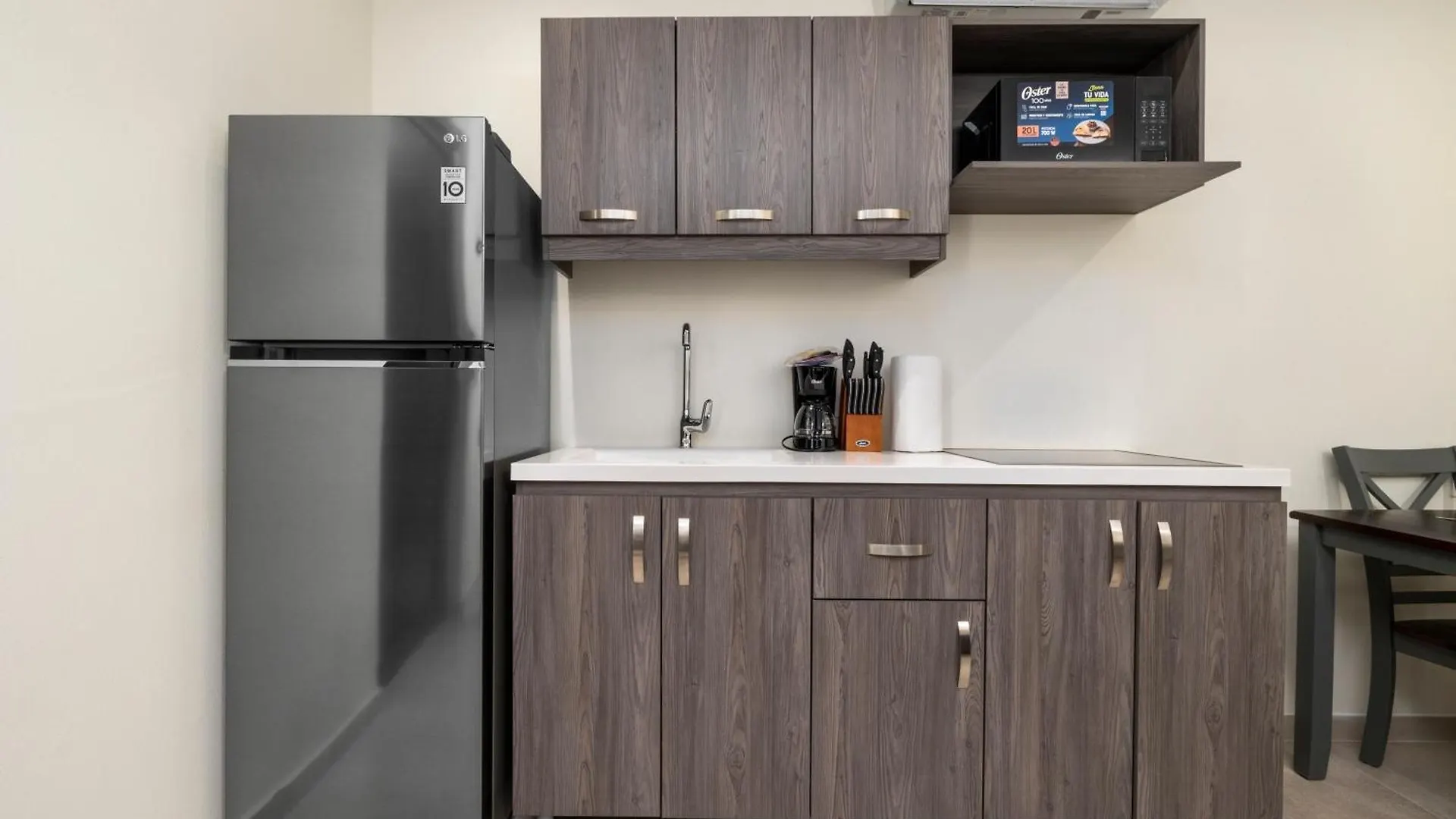 5 Minutes Walk To Beach Palmbeach 623 By Bocobay Palm Beach Apartment